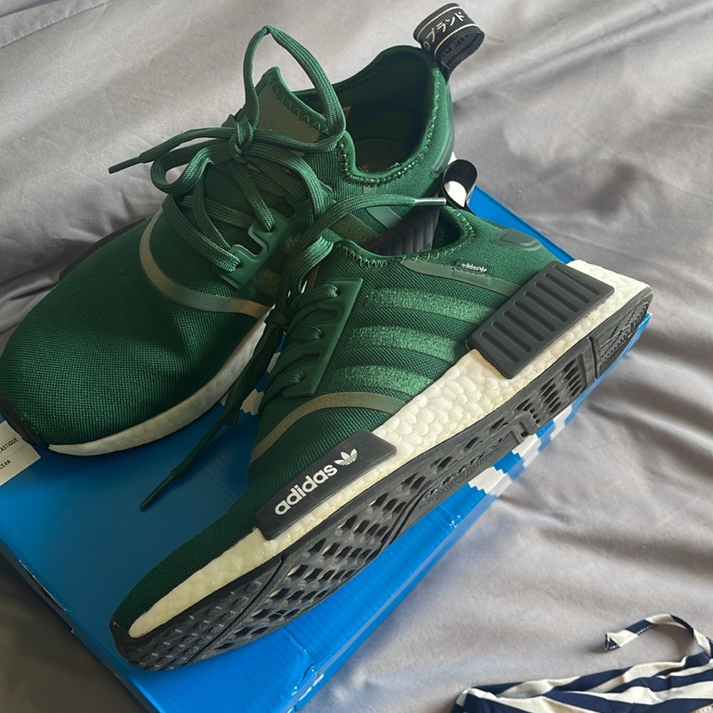 ADIDAS NMD_R1 W forest green sneakers